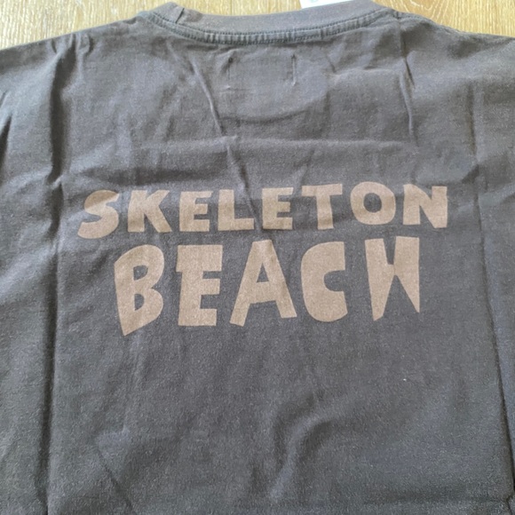 Gallery Dept ART THAT KILLS Skeleton Beach Tee M - Picture 5 of 7